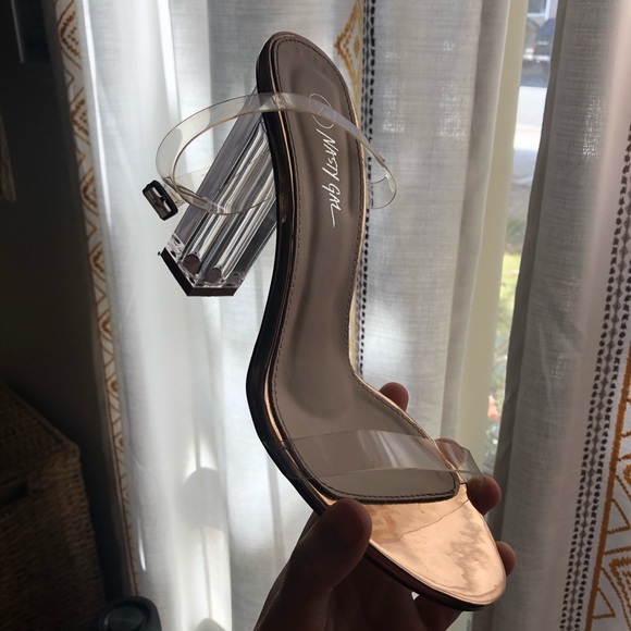 Clear Block Heels with Gold Details - Picture 1 of 4